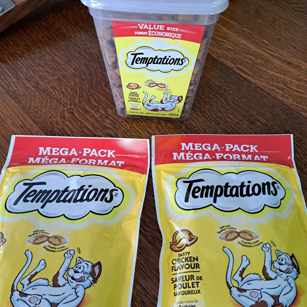 Temptations Yellow Mega Pack Cat Treats.  All Fresh My Cat Is Allergic To Them..